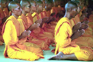 Heathen1.jpg (12703 bytes)